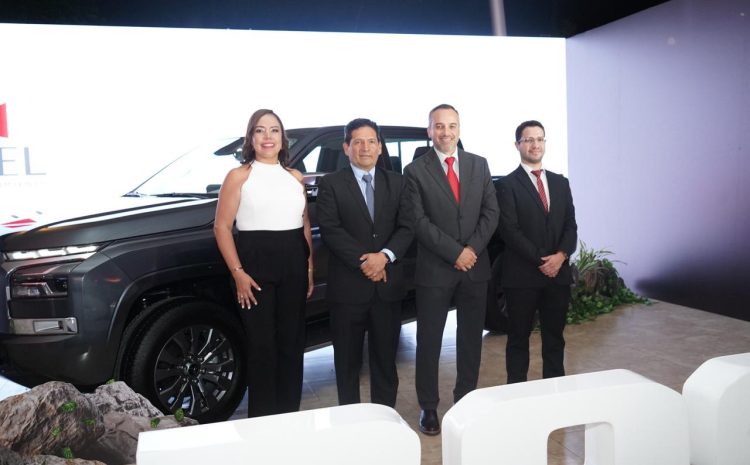  Excel al volante: Experimenta la libertad con la L200 de Mitsubishi