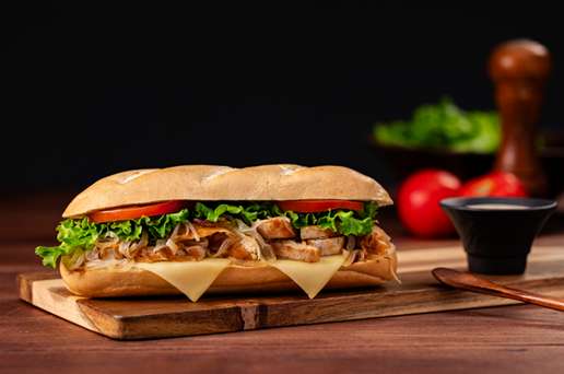 ¡Únete al Club de Sándwiches más Exclusivo con Super 7!