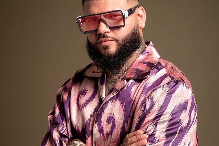  ¡Exclusividad sobre ruedas! La edición Farruko de Maxuma llega a Guatemala.