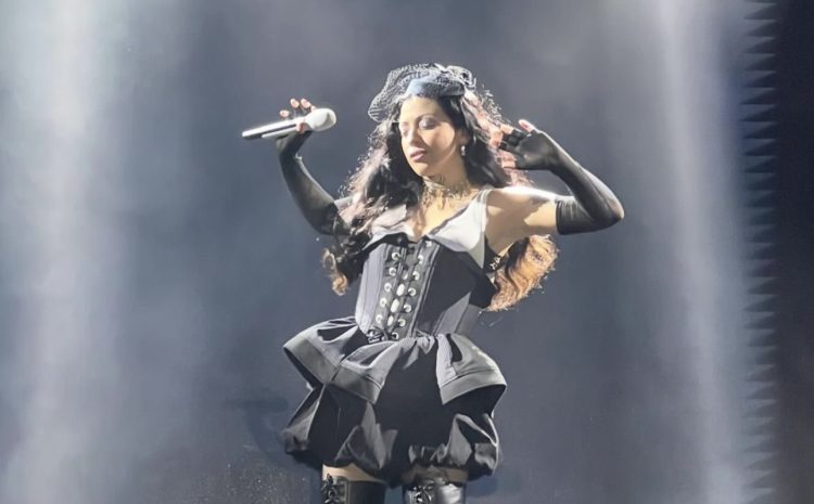 Guatemala se entrega a Mon Laferte: Una noche épica llena de luz y amor