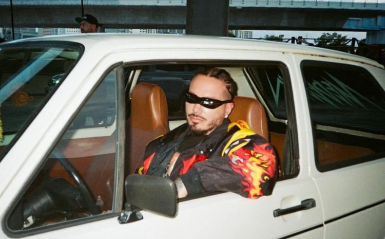  J Balvin lanza su nuevo álbum “RAYO” el 9 de agosto