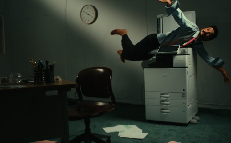  Camilo estrena su nuevo sencillo “Maldito ChatGPT”