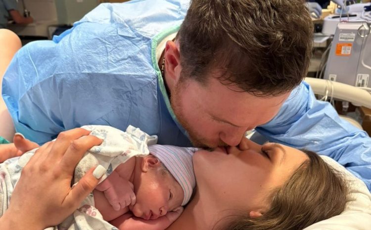 Canelo Álvarez y Fernanda Gómez celebran el nacimiento de su segunda hija